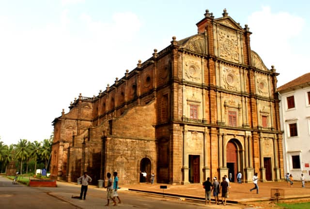 Churches and Cathedrals - Gou Travel Guide