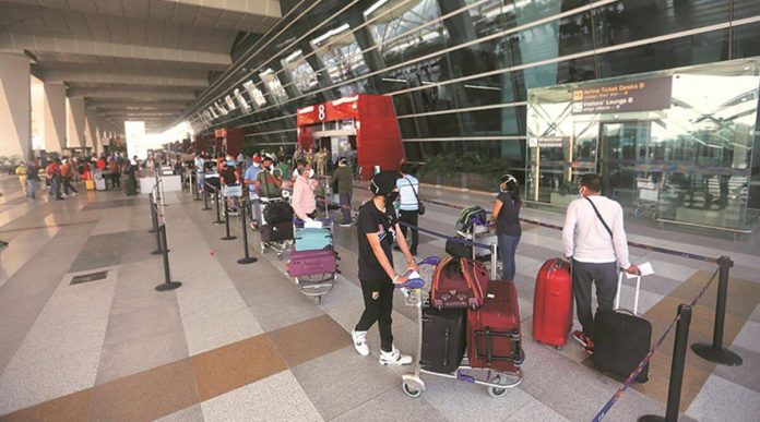 Delhi Airport: Extra Charge to catch flight! Know how much burden it will cost