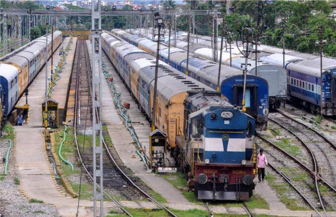 India Railway: Time of these trains running from Indore changed, check schedule before leaving home