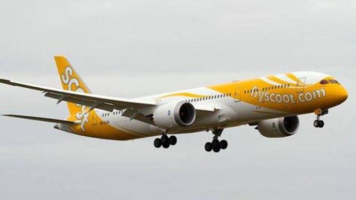 Scoot Airlines: Recently, Scoot Airlines, a subsidiary airline of Singapore Airlines, came into the limelight when on January 18, the airline's flight from Amritsar to Singapore was started except some passengers. A total of 17 passengers had missed their flights as the flight timings were rescheduled. Aviation regulator DGCA had sought clarification from the airline. Now the airline is compensating the affected passengers for their losses. The airline made several offers to the affected passengers It has been informed by the airline that some options have been given to the passengers who missed the flight on January 18, out of which they can choose according to their convenience. Passengers can either book a free ticket on another flight within 14 days. Either they will get 120% refund in the form of vouchers. The airline can refund 100% in the mode of payment. The airline has told that all the affected 17 passengers have been managed. DGCA had sought a report from the airline The DGCA had sought a report from the airline regarding the incident on January 18. That day, the flight to Singapore at Sri Guru Ramdas Ji International Airport in Amritsar left without 17 passengers. An airline spokesperson said that the timing of the flight was advanced due to fog and fog. The flight timing was earlier at 7:55 in the night, but it was again changed to 3:45 in the evening. The airline says that most of the passengers were informed about this, but there were some 17 passengers because their travel agent did not inform them at the right time. The airport director told PTI that Scoot Airlines: Recently, Scoot Airlines, a subsidiary airline of Singapore Airlines, came into the limelight when on January 18, the airline's flight from Amritsar to Singapore was started except some passengers. A total of 17 passengers had missed their flights as the flight timings were rescheduled. Aviation regulator DGCA had sought clarification from the airline. Now the airline is compensating the affected passengers for their losses. The airline made several offers to the affected passengers It has been informed by the airline that some options have been given to the passengers who missed the flight on January 18, out of which they can choose according to their convenience. Passengers can either book a free ticket on another flight within 14 days. Either they will get 120% refund in the form of vouchers. The airline can refund 100% in the mode of payment. The airline has told that all the affected 17 passengers have been managed. DGCA had sought a report from the airline The DGCA had sought a report from the airline regarding the incident on January 18. That day, the flight to Singapore at Sri Guru Ramdas Ji International Airport in Amritsar left without 17 passengers. An airline spokesperson said that the timing of the flight was advanced due to fog and fog. The flight timing was earlier at 7:55 in the night, but it was again changed to 3:45 in the evening. The airline says that most of the passengers were informed about this, but there were some 17 passengers because their travel agent did not inform them at the right time. The airport director told PTI that